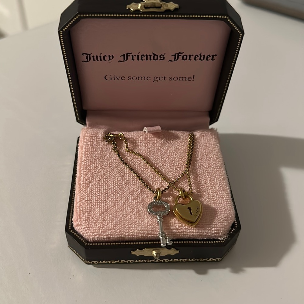 Diamond lock & key Juicy Couture necklace